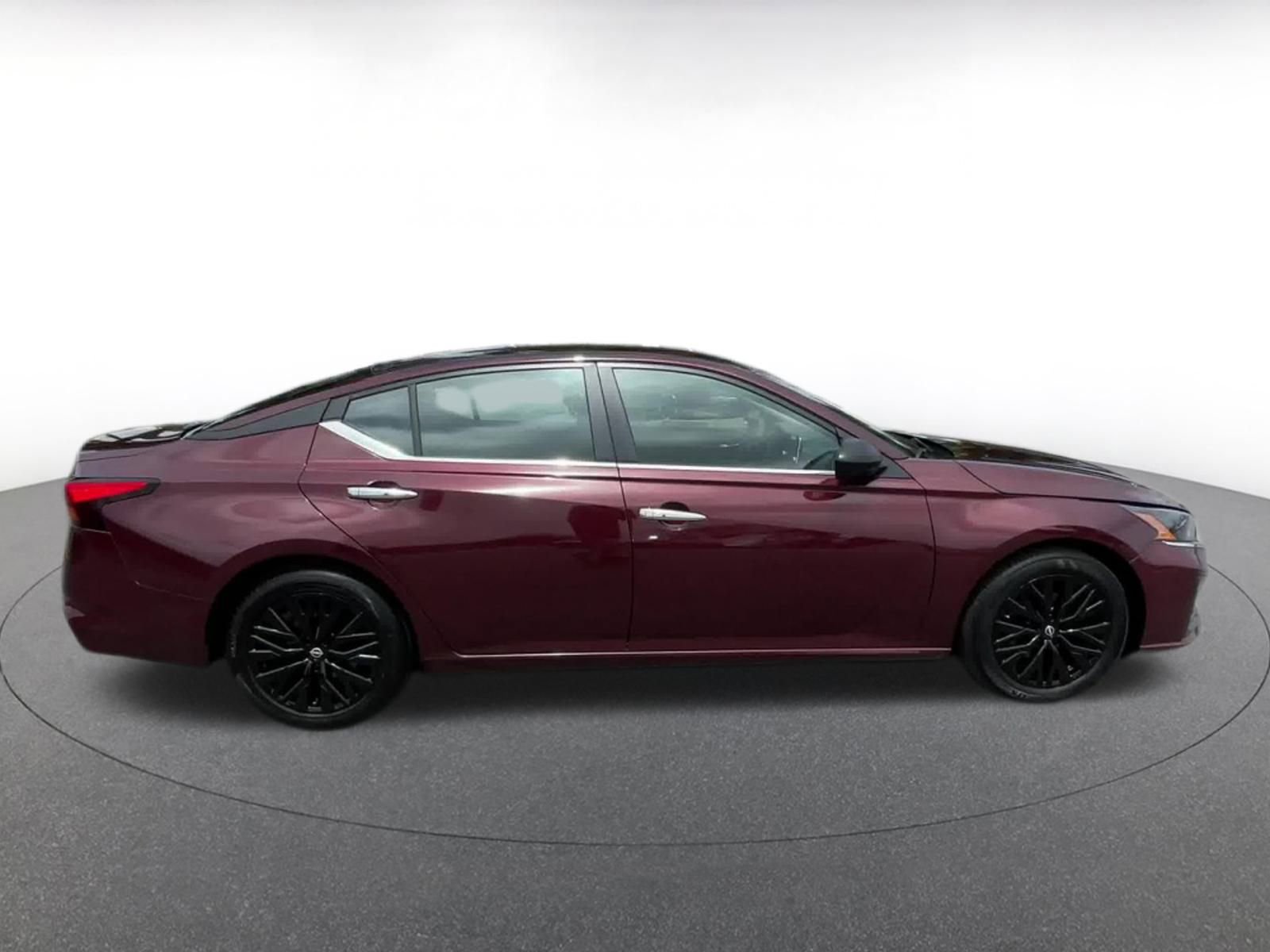 Thumbnail: 2024 Nissan Altima - 15