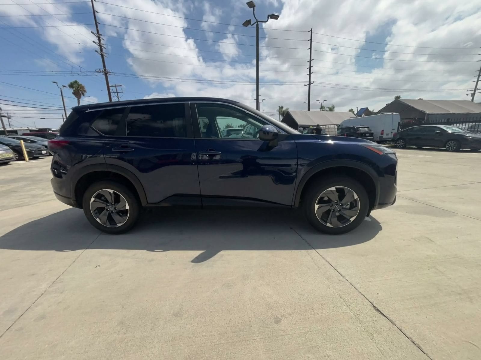 Thumbnail: 2025 Nissan Rogue - 15