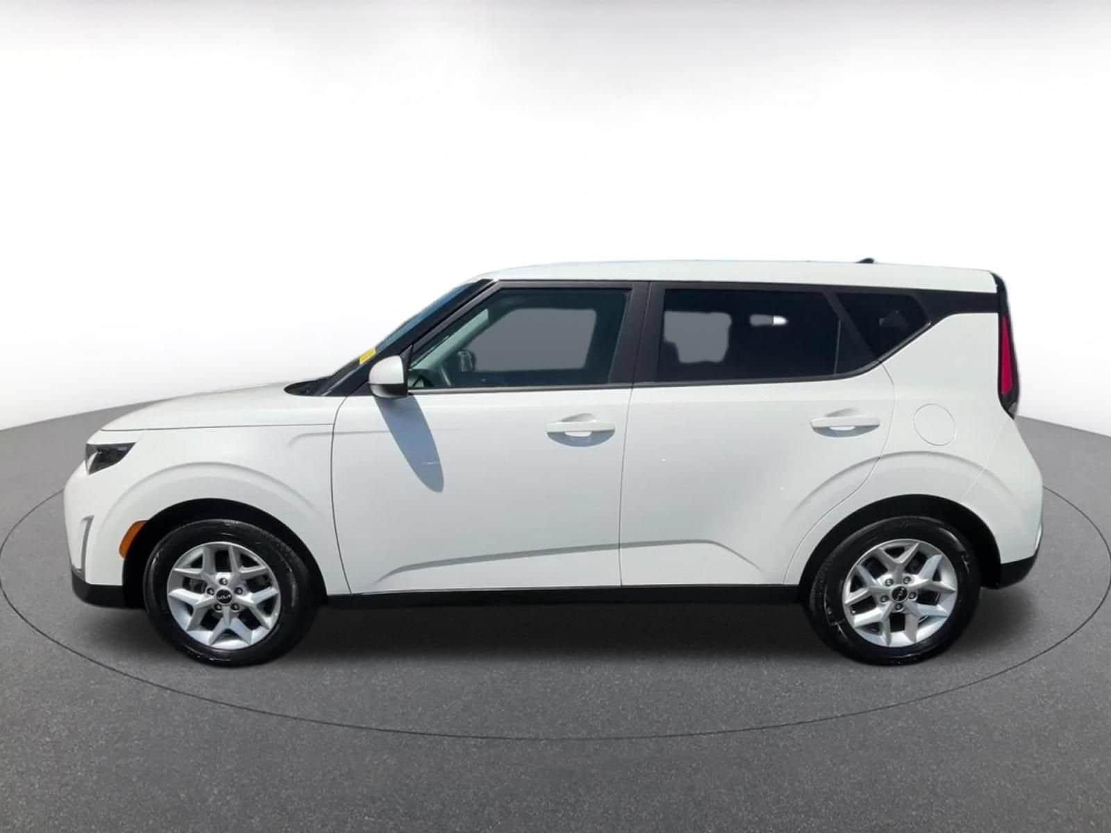 Thumbnail: 2025 Kia Soul - 9