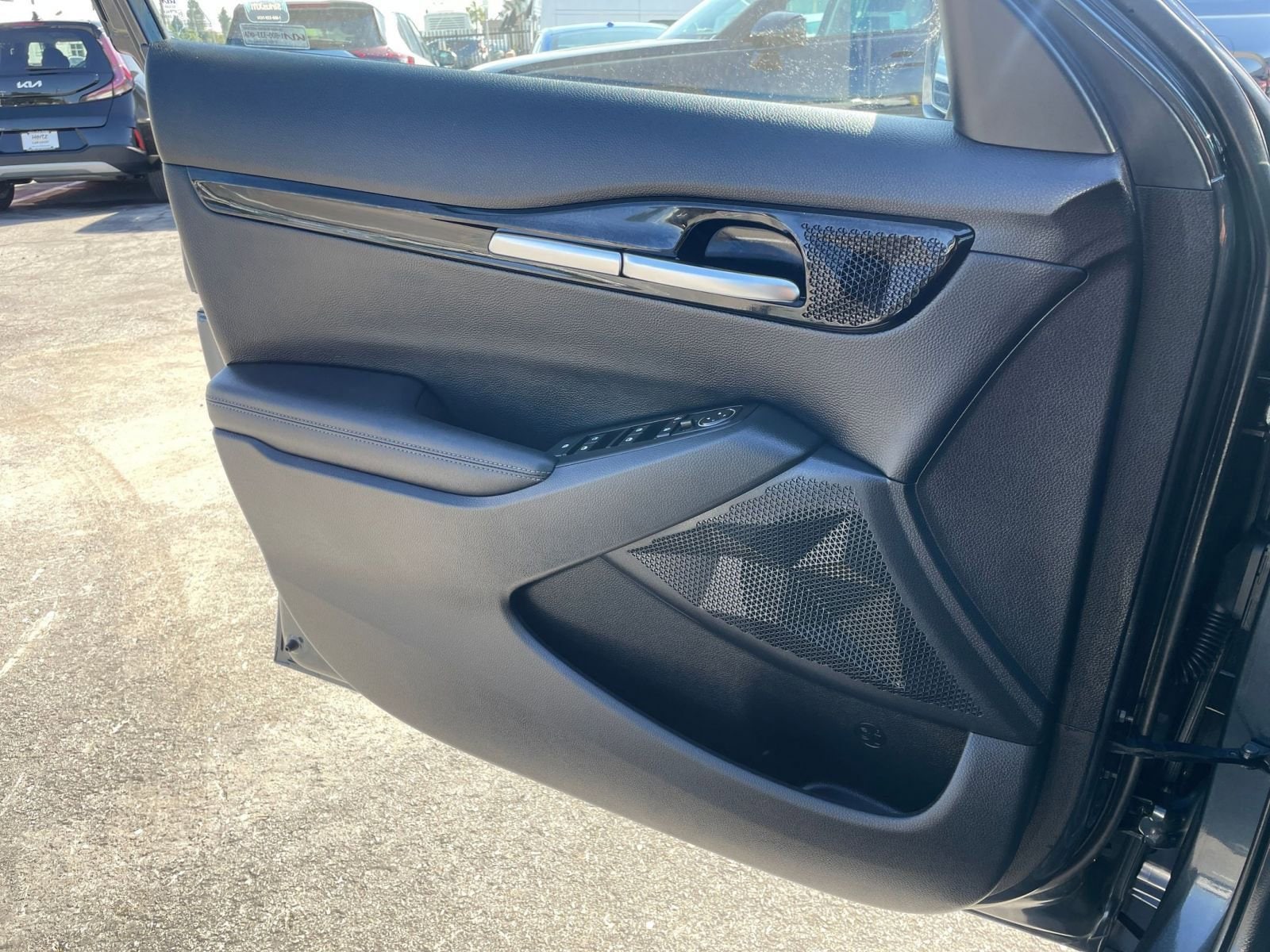 Thumbnail: 2025 Kia Seltos - 18