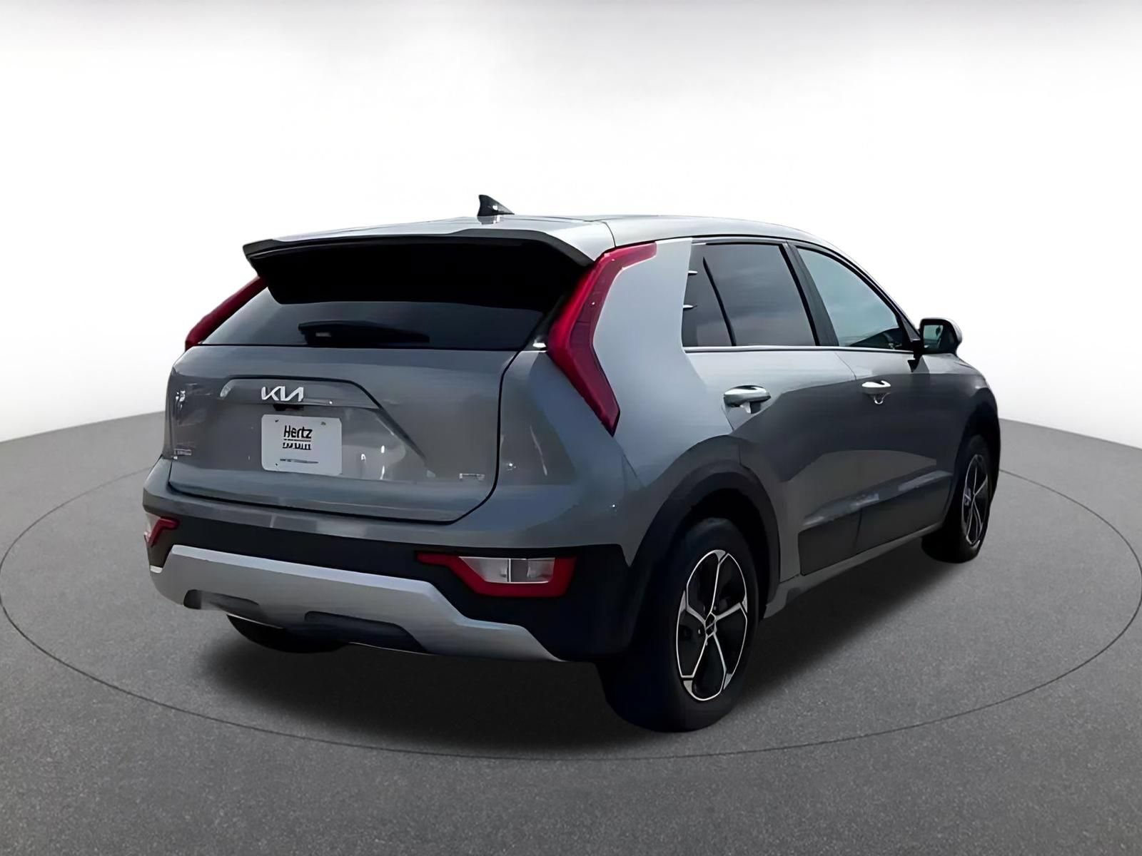 Thumbnail: 2026 Kia Niro - 14