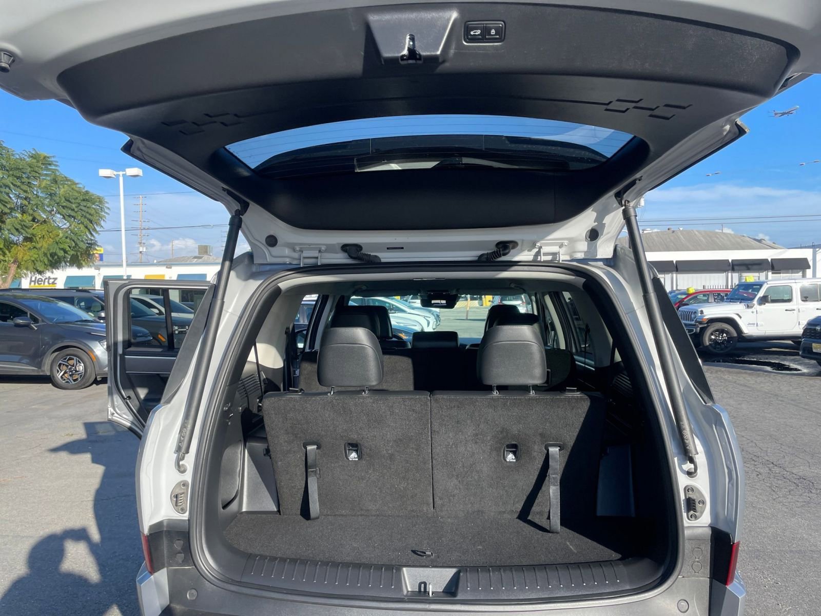 Thumbnail: 2025 Hyundai Santa Fe - 24