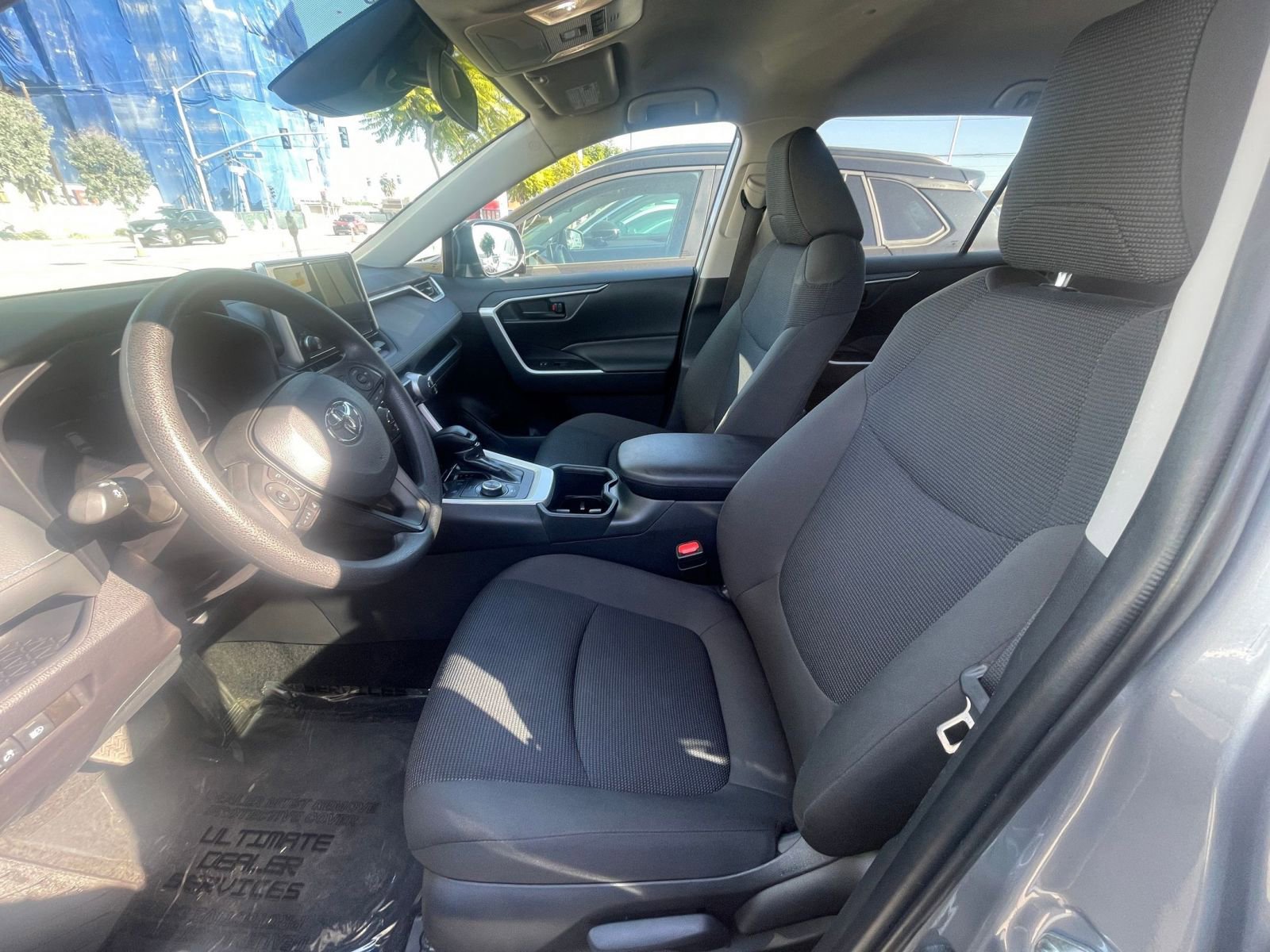 Thumbnail: 2025 Toyota RAV4 - 27