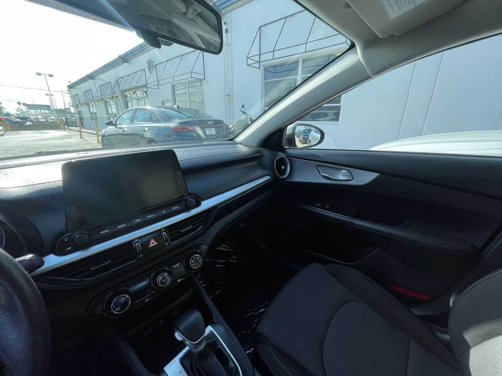 2024 Kia Forte LXS 35