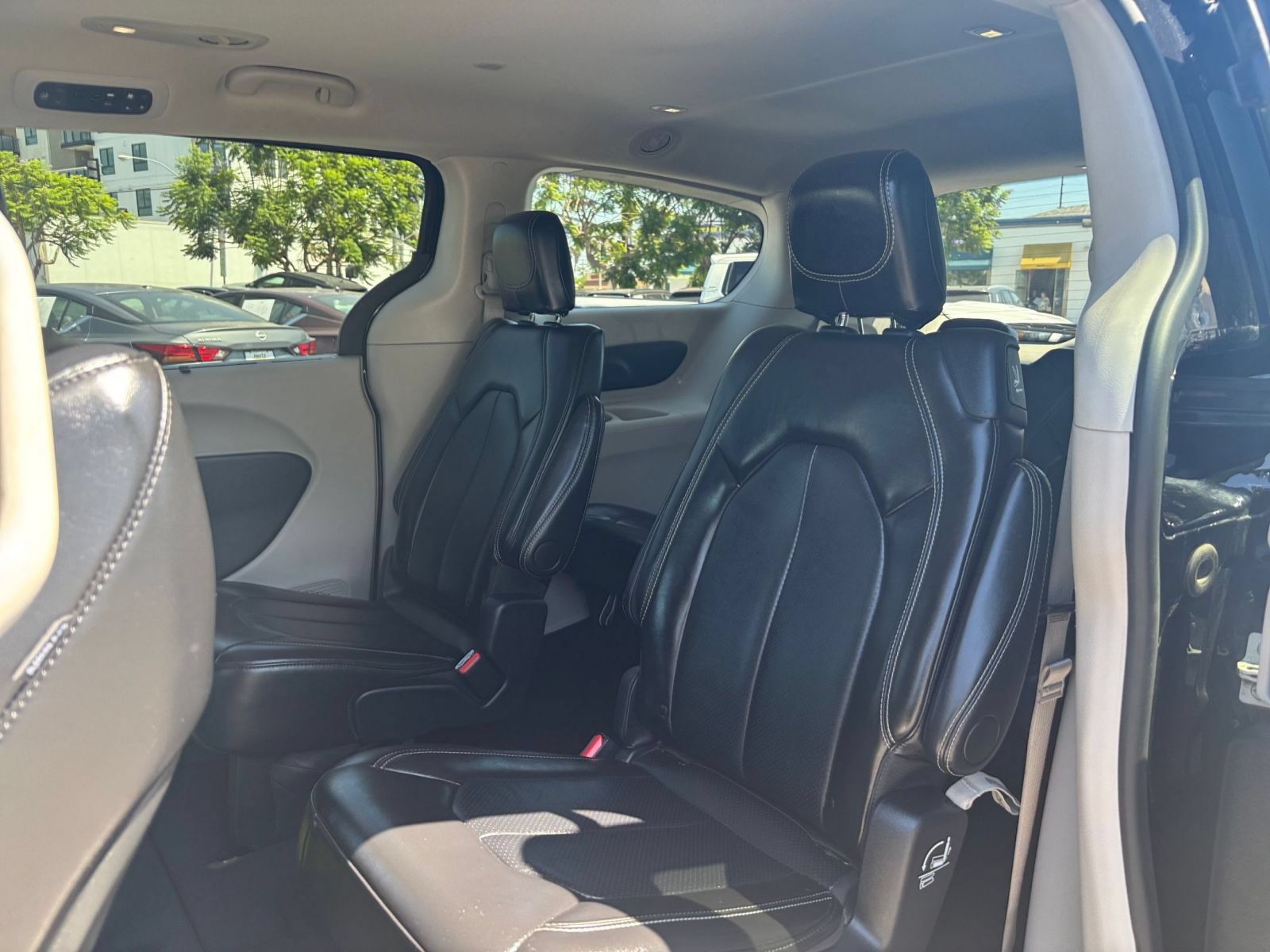 Thumbnail: 2024 Chrysler Pacifica - 27