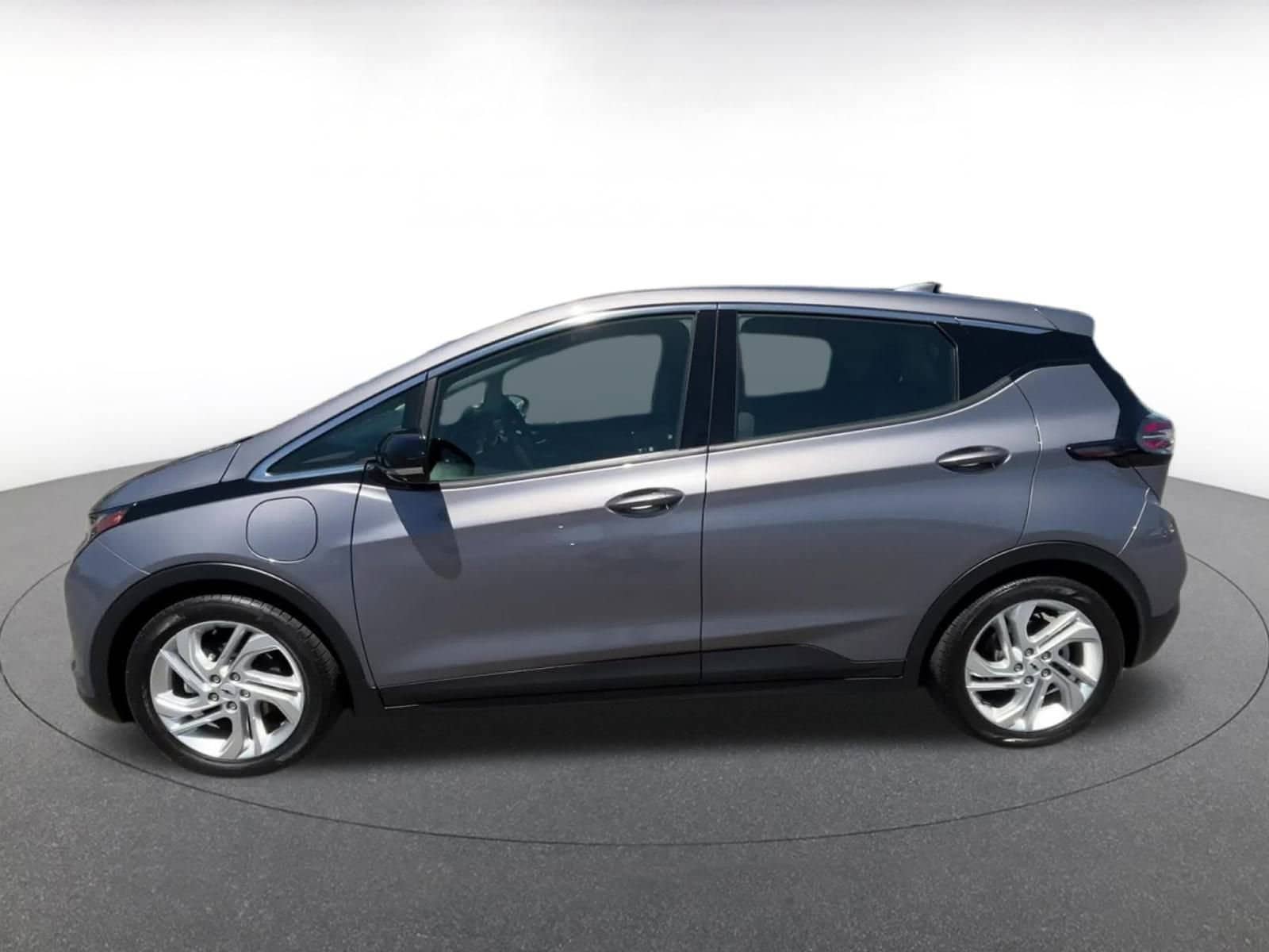 Thumbnail: 2023 Chevrolet Bolt EV - 9