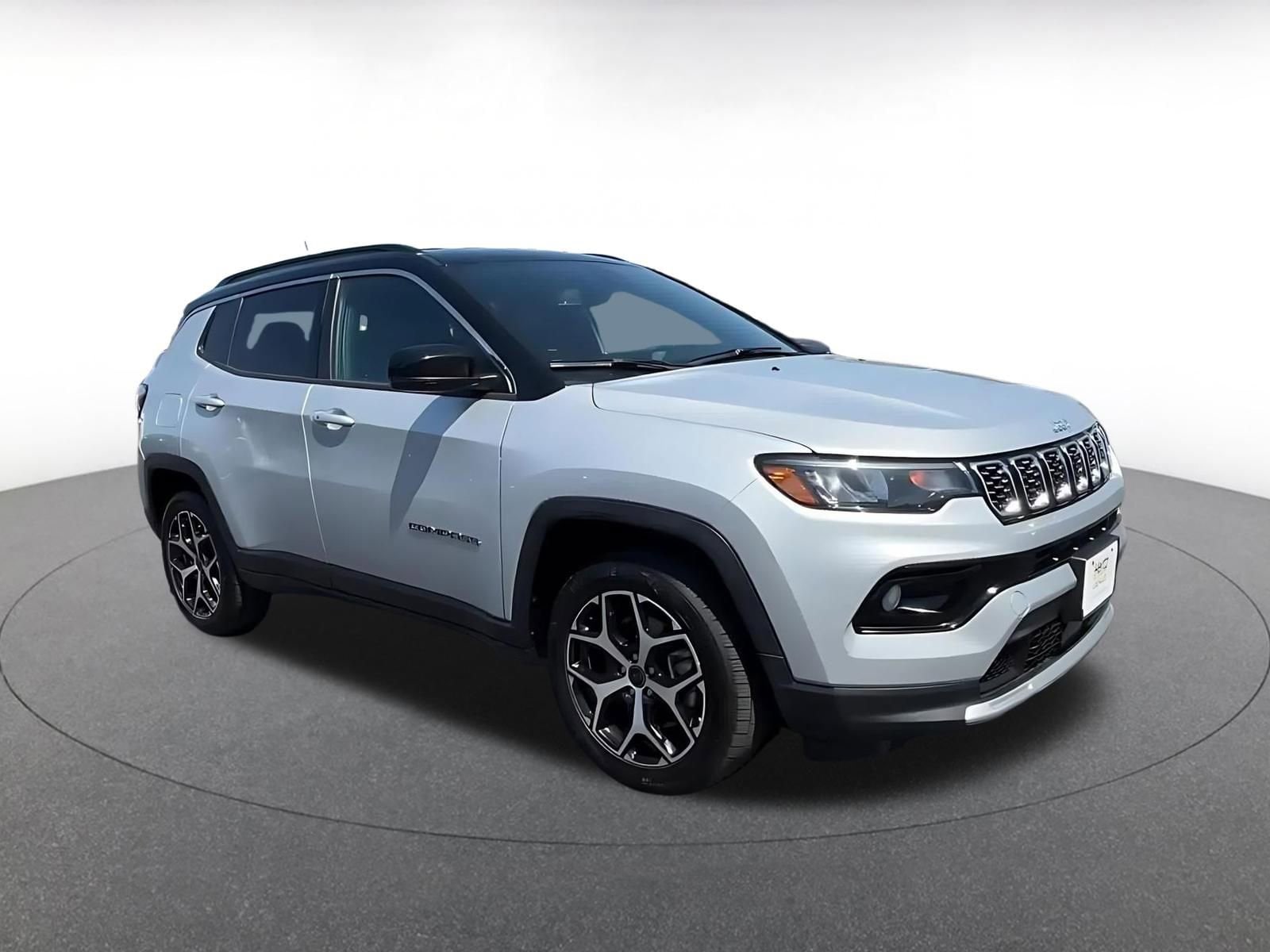 Thumbnail: 2025 Jeep Compass - 2