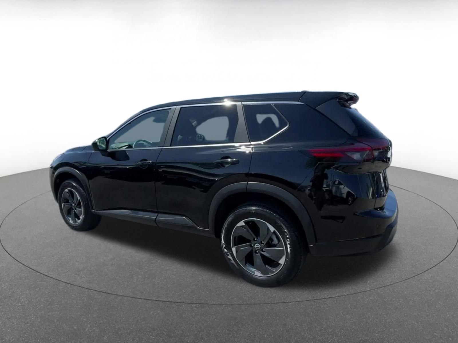 Thumbnail: 2024 Nissan Rogue - 10