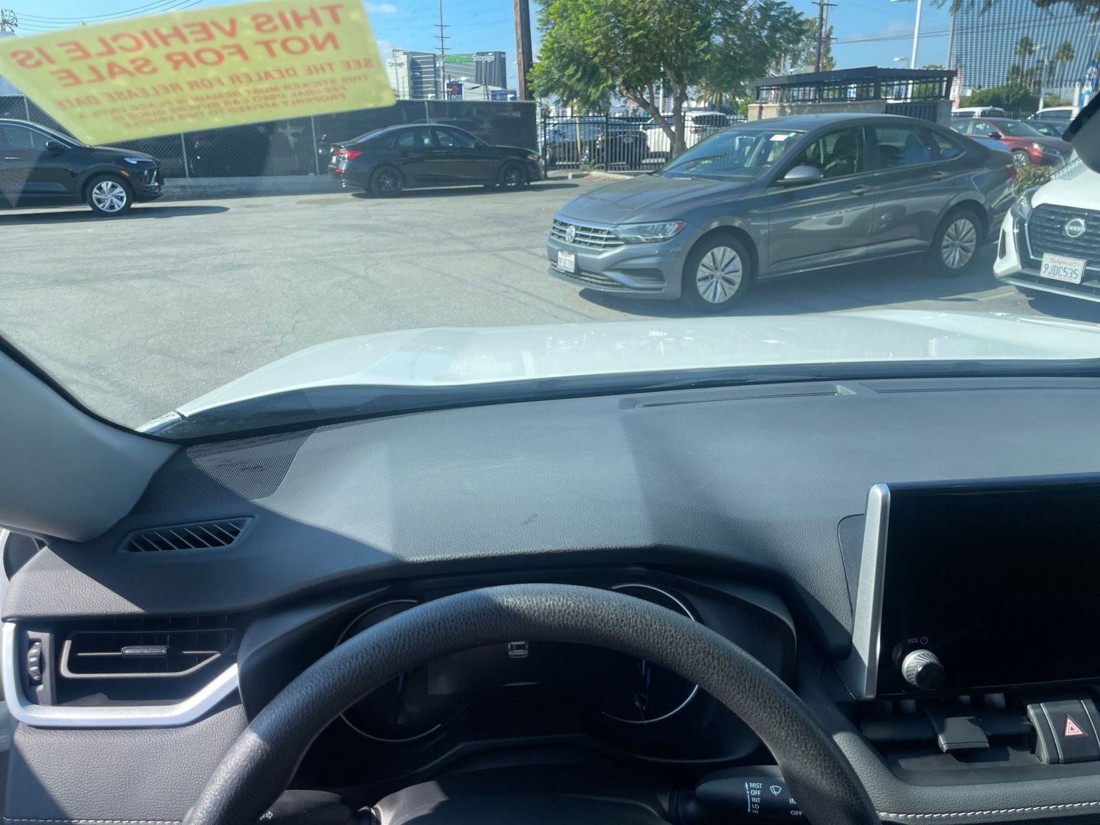 Thumbnail: 2025 Toyota RAV4 - 34