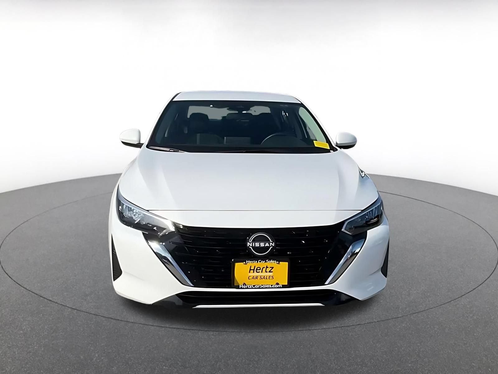 Thumbnail: 2025 Nissan Sentra - 4