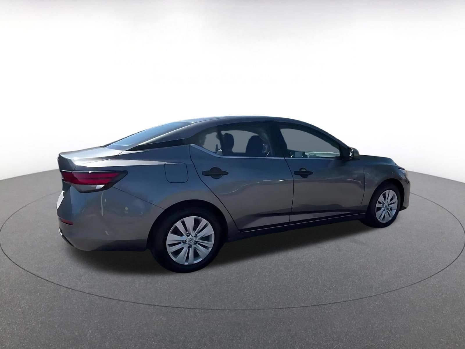 Thumbnail: 2025 Nissan Sentra - 15
