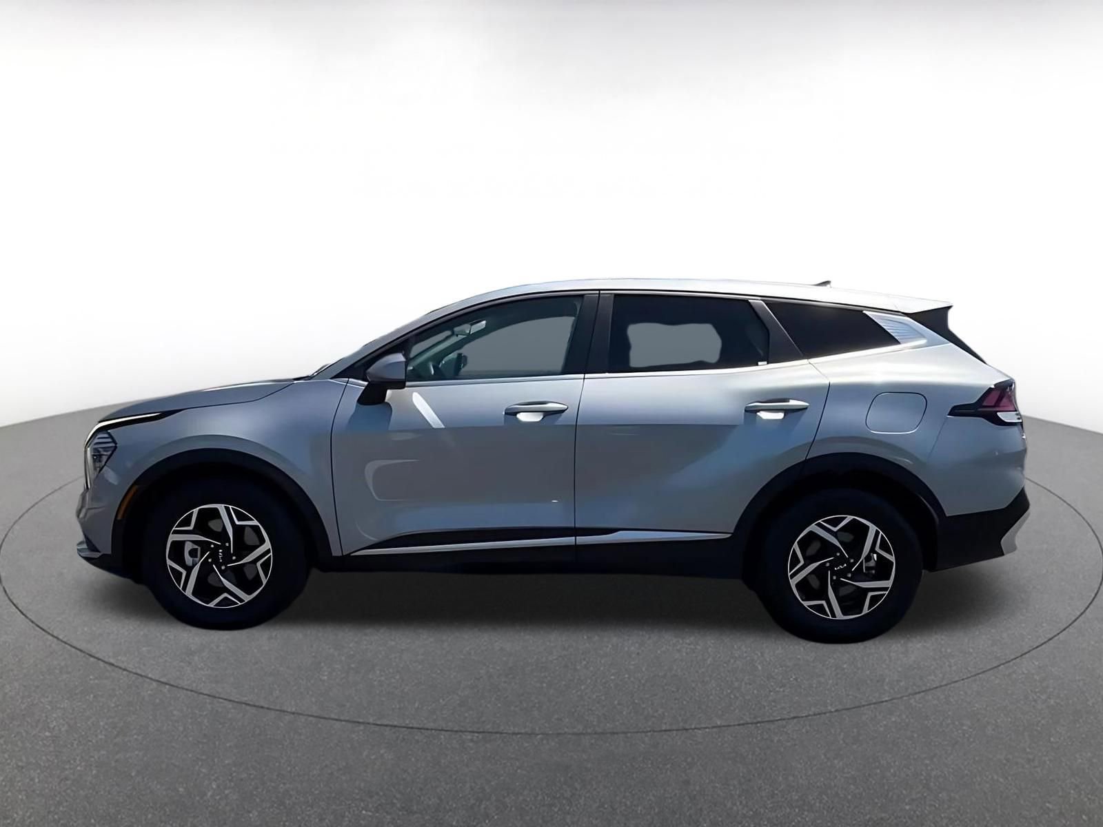 Thumbnail: 2025 Kia Sportage - 9