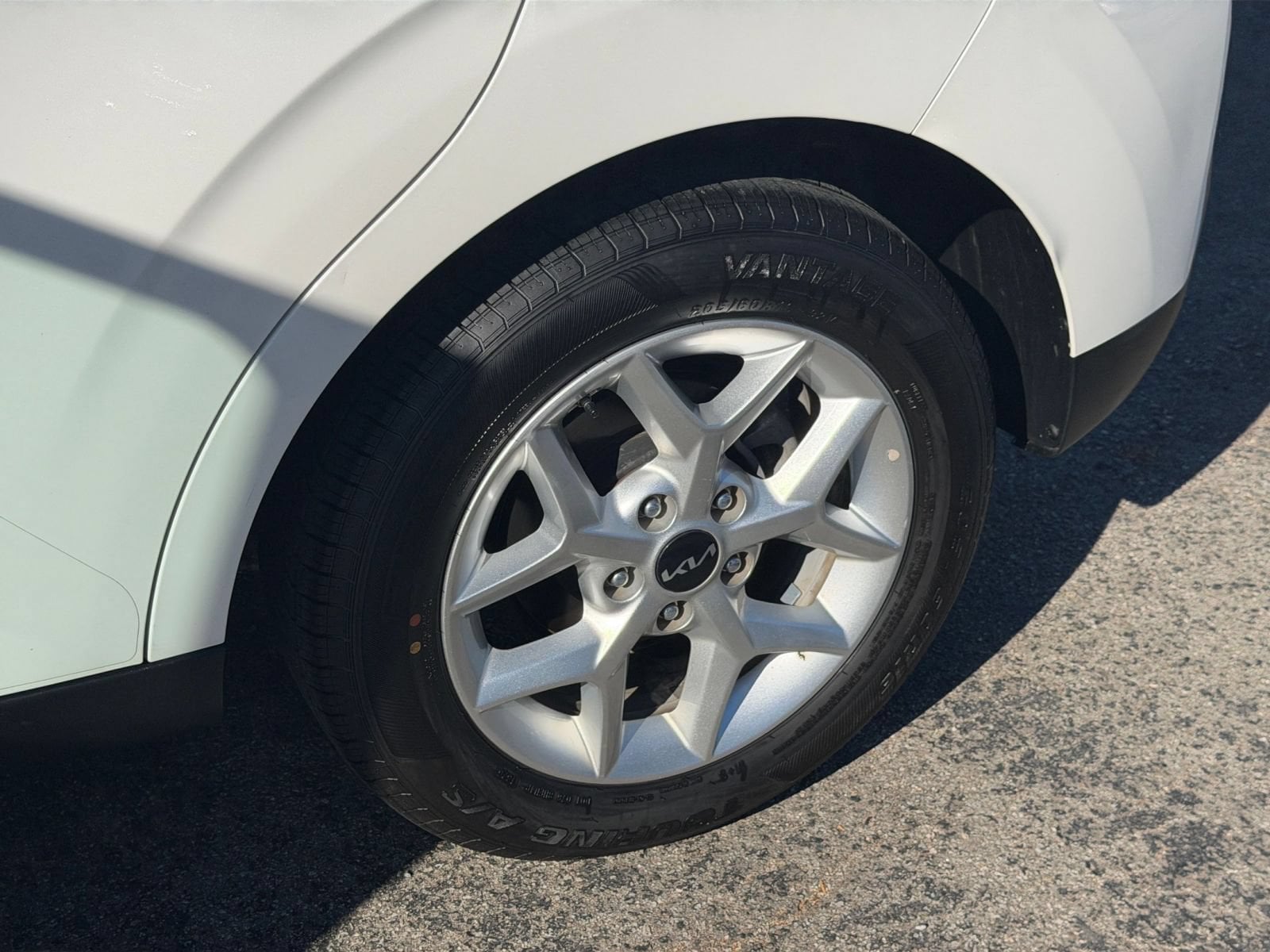 Thumbnail: 2025 Kia Soul - 29