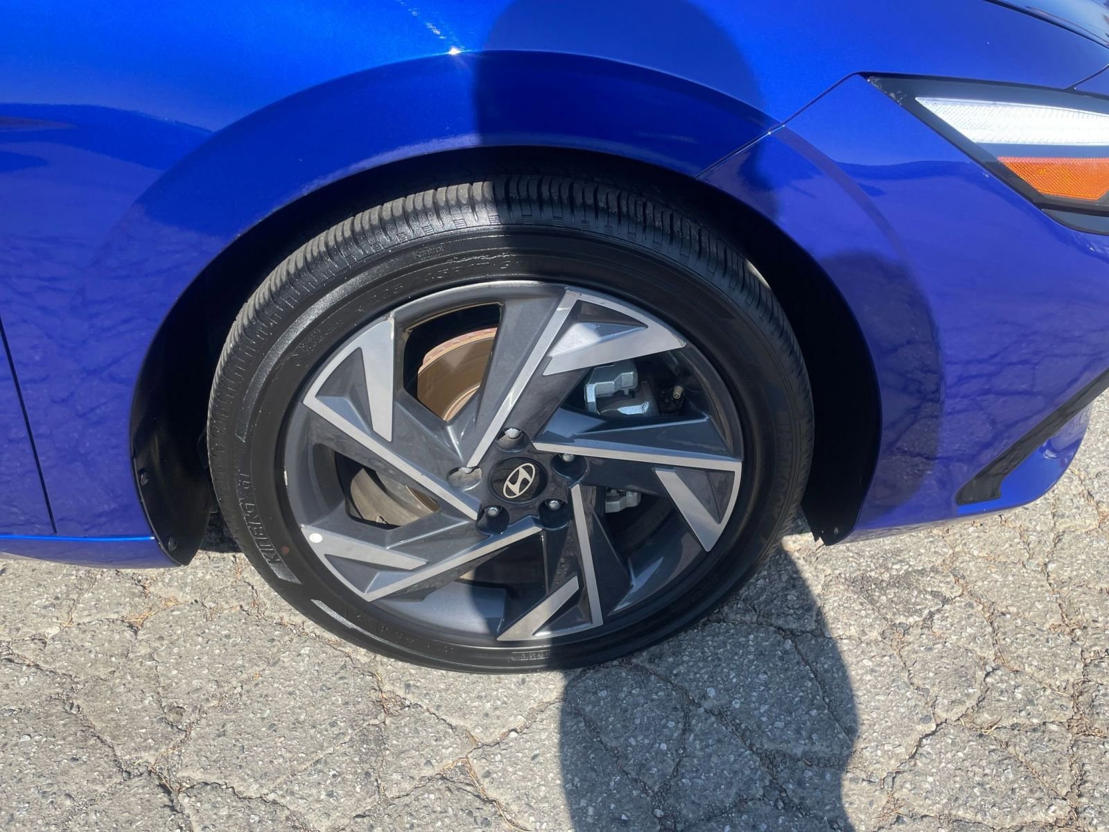 Thumbnail: 2025 Hyundai Elantra - 33