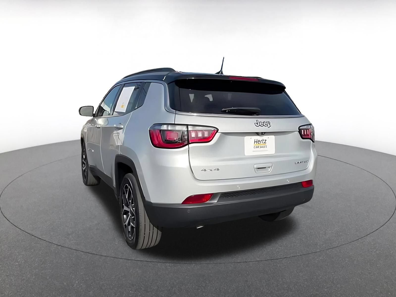 Thumbnail: 2025 Jeep Compass - 11