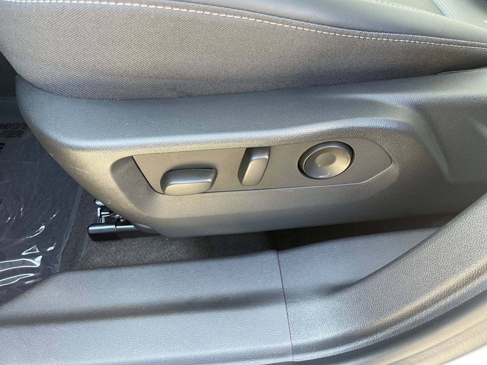 2024 Buick Envision Preferred 23