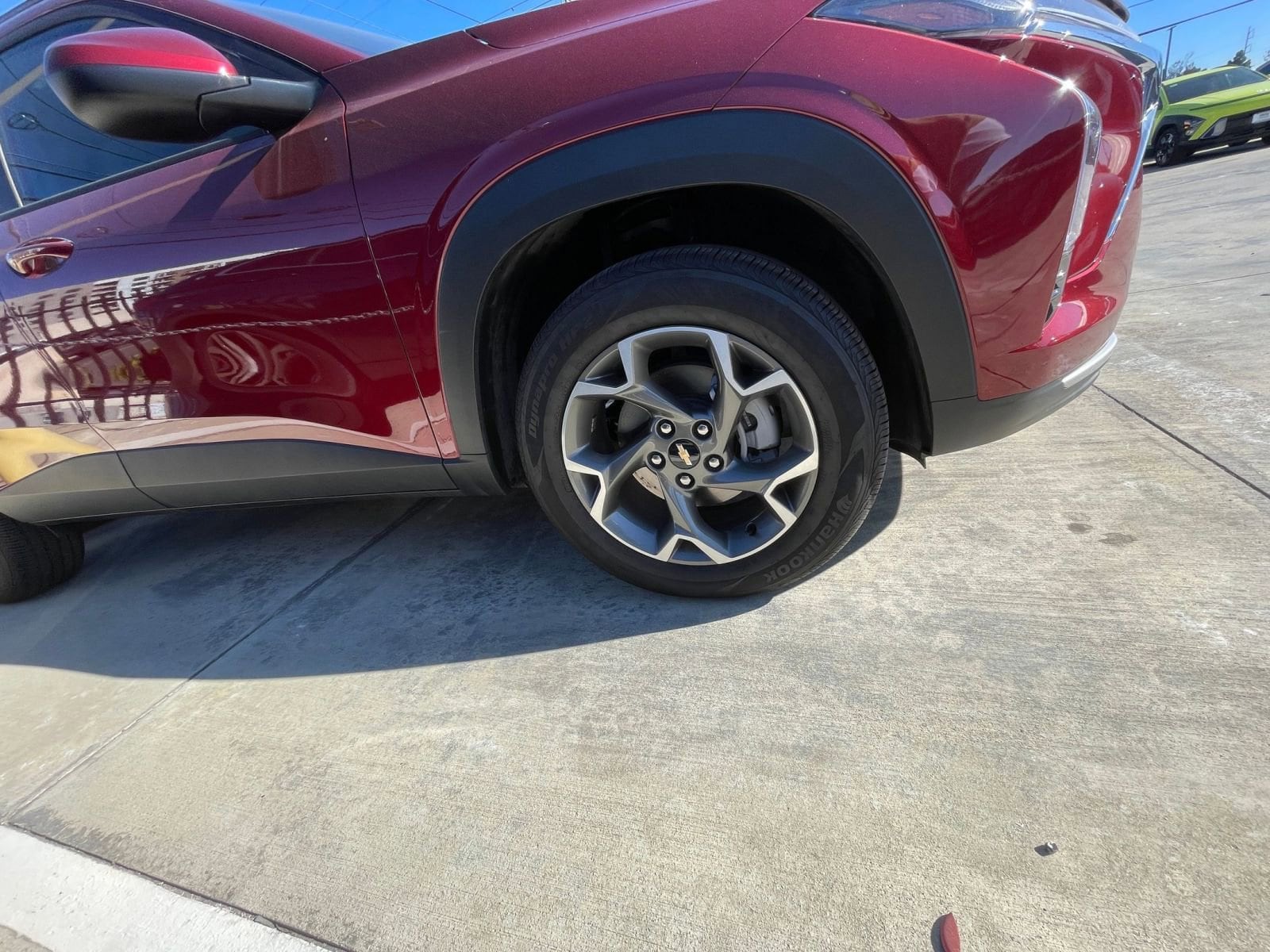 Thumbnail: 2025 Chevrolet Trax - 30