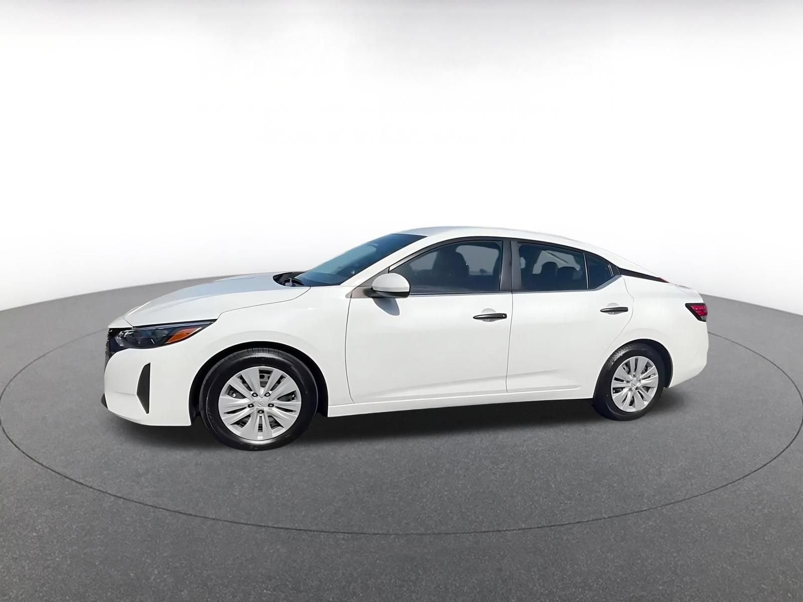 Thumbnail: 2025 Nissan Sentra - 8