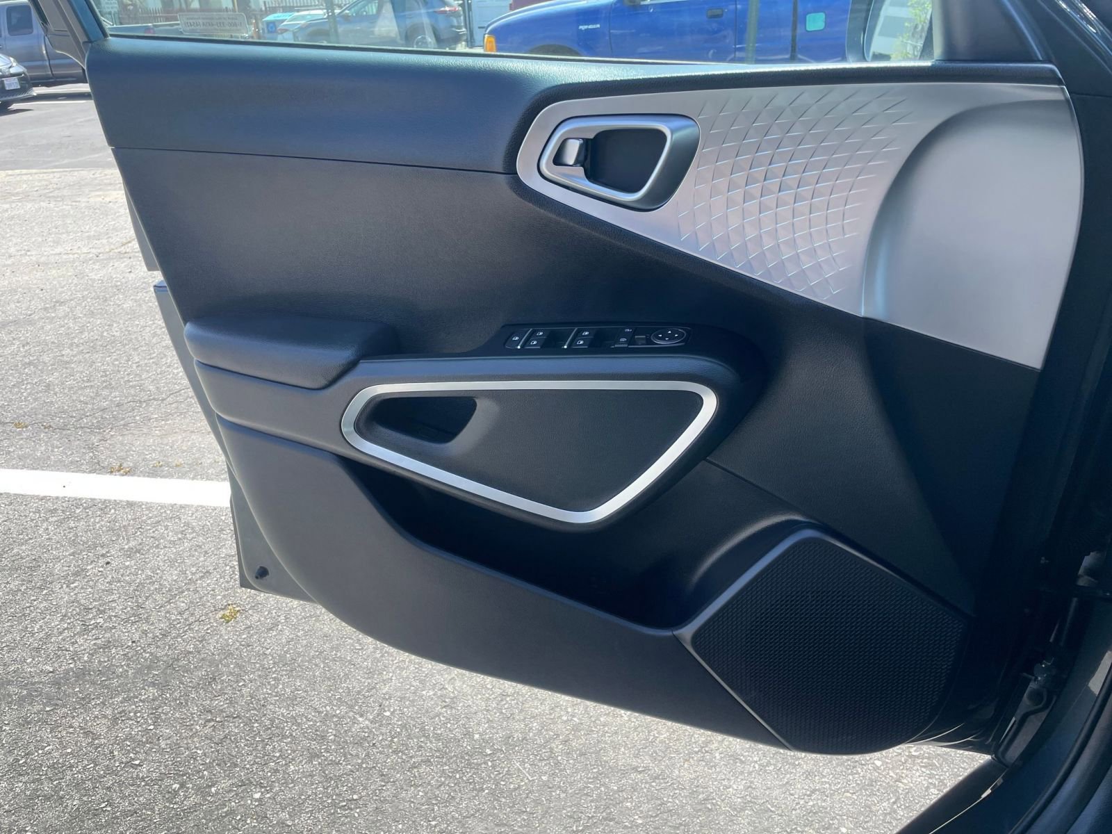 Thumbnail: 2025 Kia Soul - 18