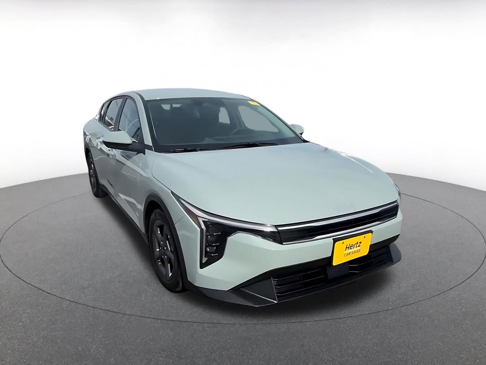 Thumbnail: 2025 Kia K4 - 3