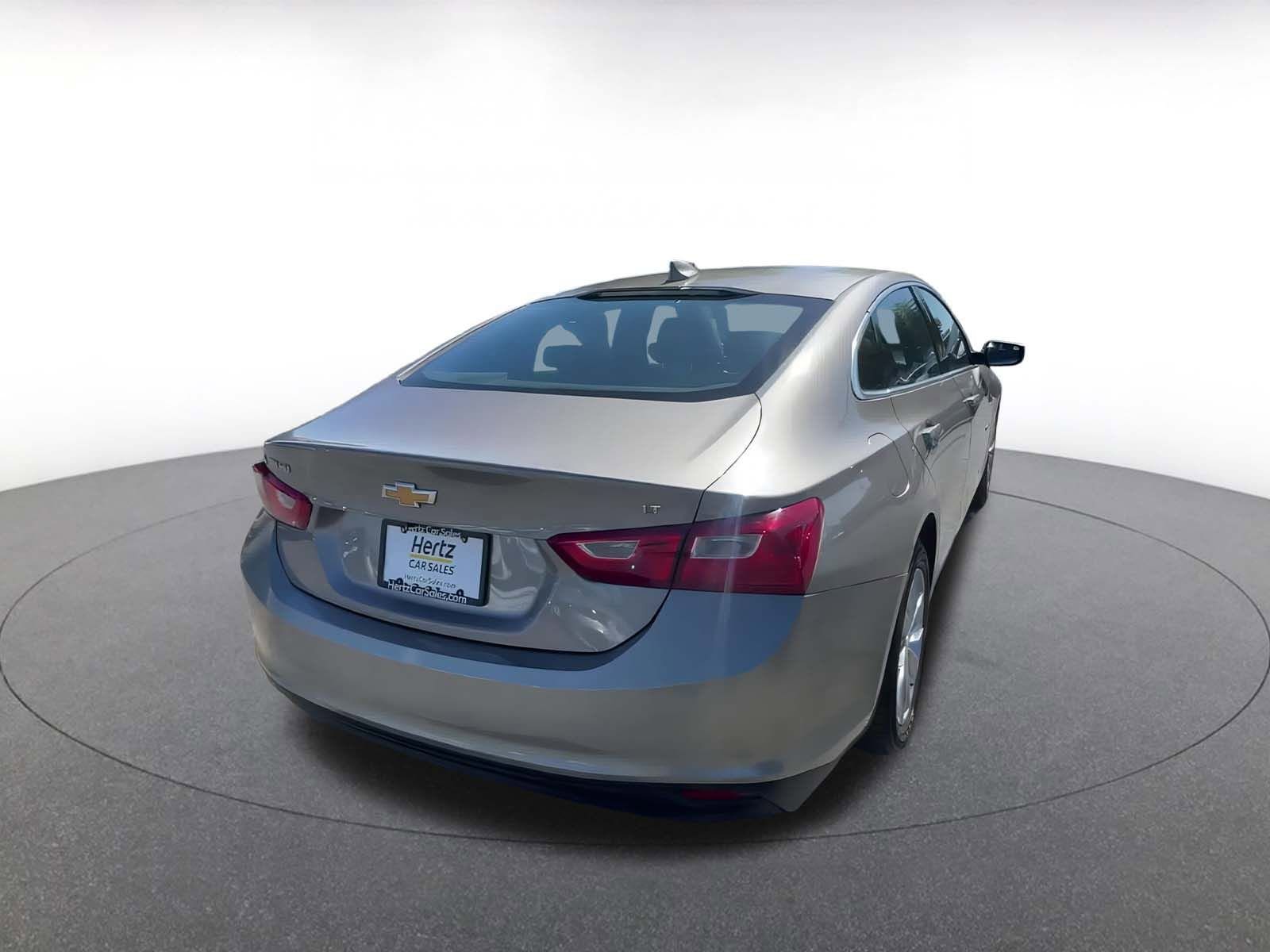 Thumbnail: 2023 Chevrolet Malibu - 14
