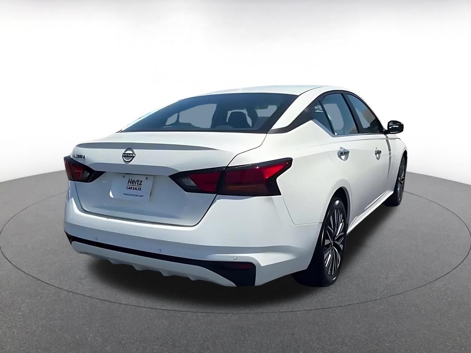 Thumbnail: 2025 Nissan Altima - 15