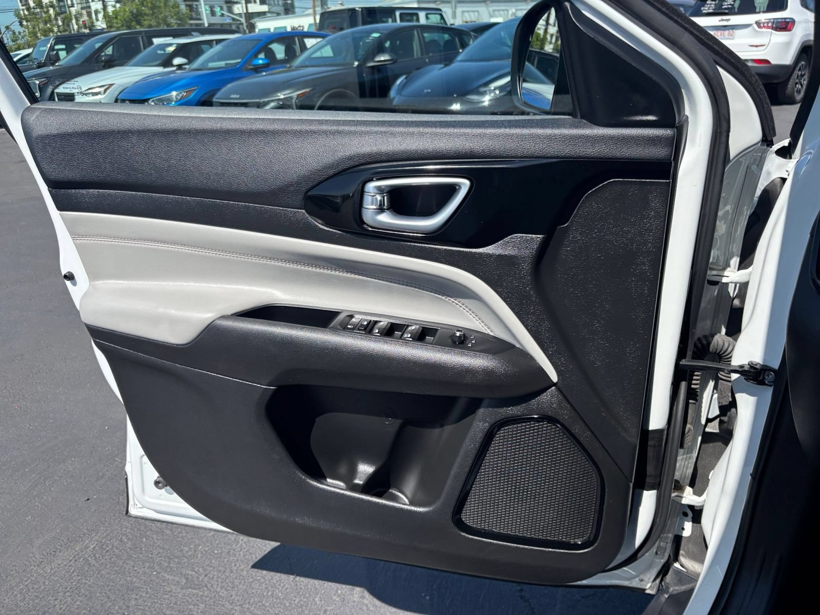 Thumbnail: 2025 Jeep Compass - 18
