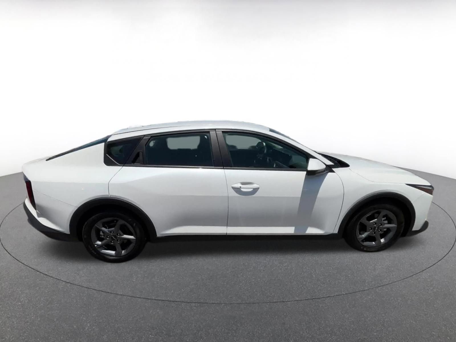 Thumbnail: 2025 Kia K4 - 16