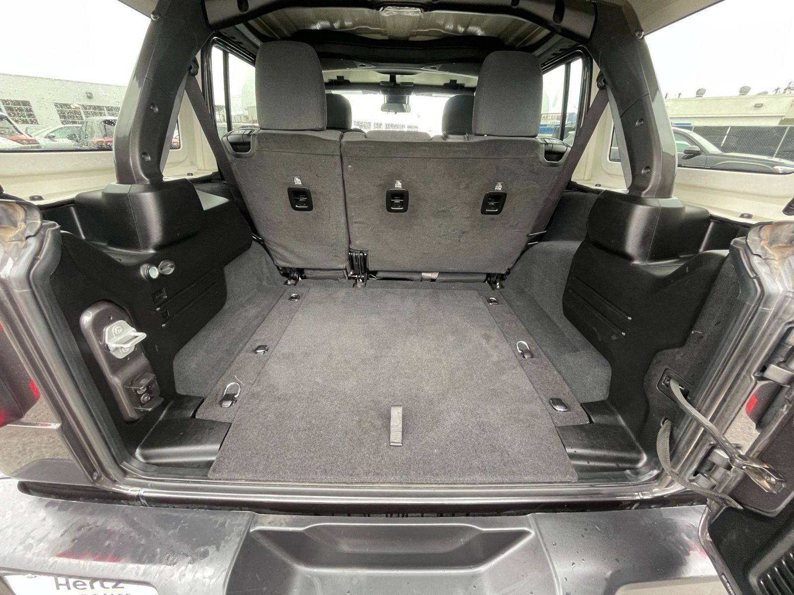 Thumbnail: 2025 Jeep Wrangler - 31