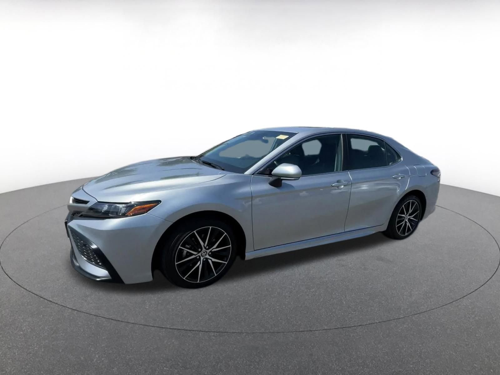 Thumbnail: 2024 Toyota Camry - 8
