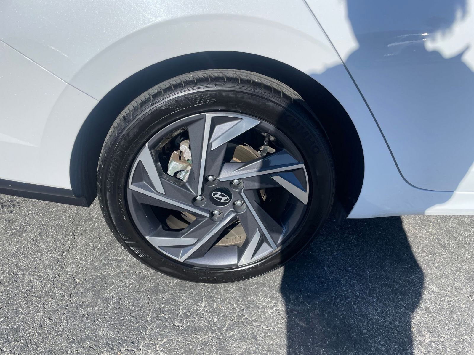 Thumbnail: 2025 Hyundai Elantra - 30