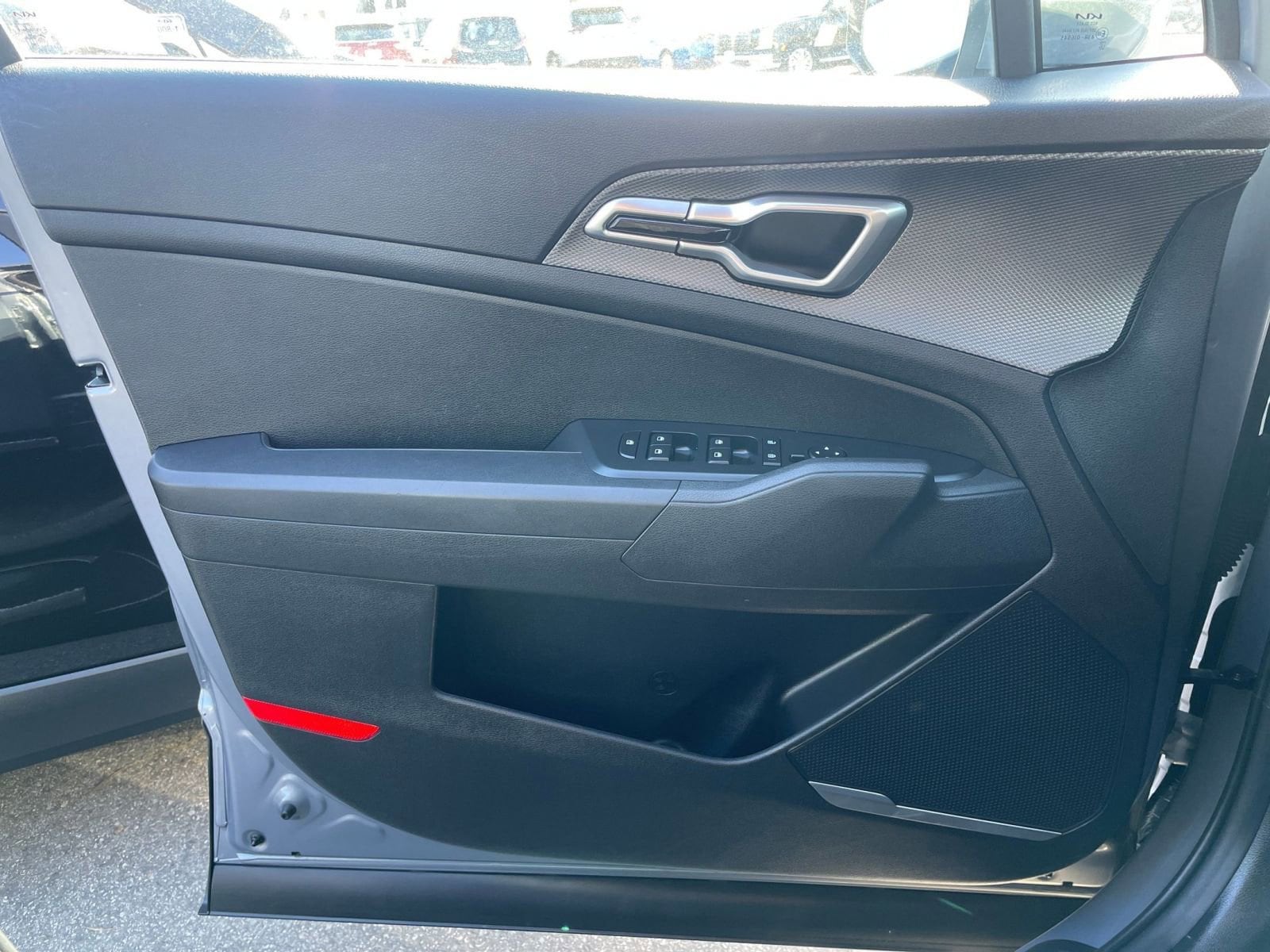 Thumbnail: 2025 Kia Sportage - 18