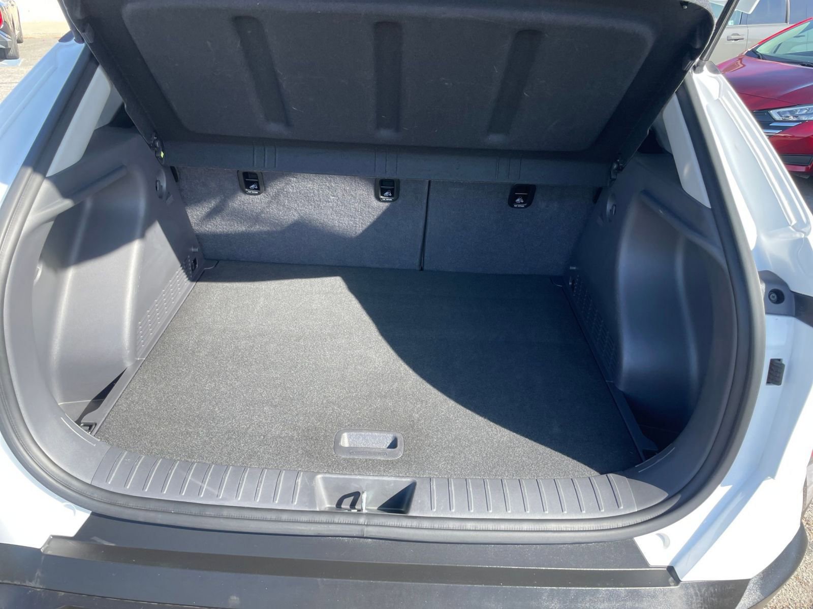 Thumbnail: 2025 Hyundai Kona - 32