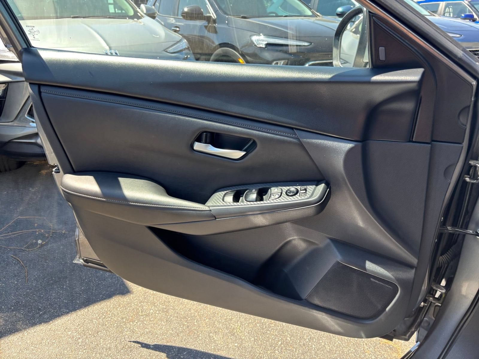 Thumbnail: 2025 Nissan Sentra - 15