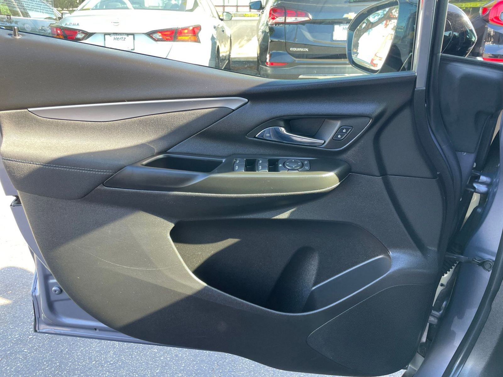 Thumbnail: 2023 Chevrolet Bolt EV - 24
