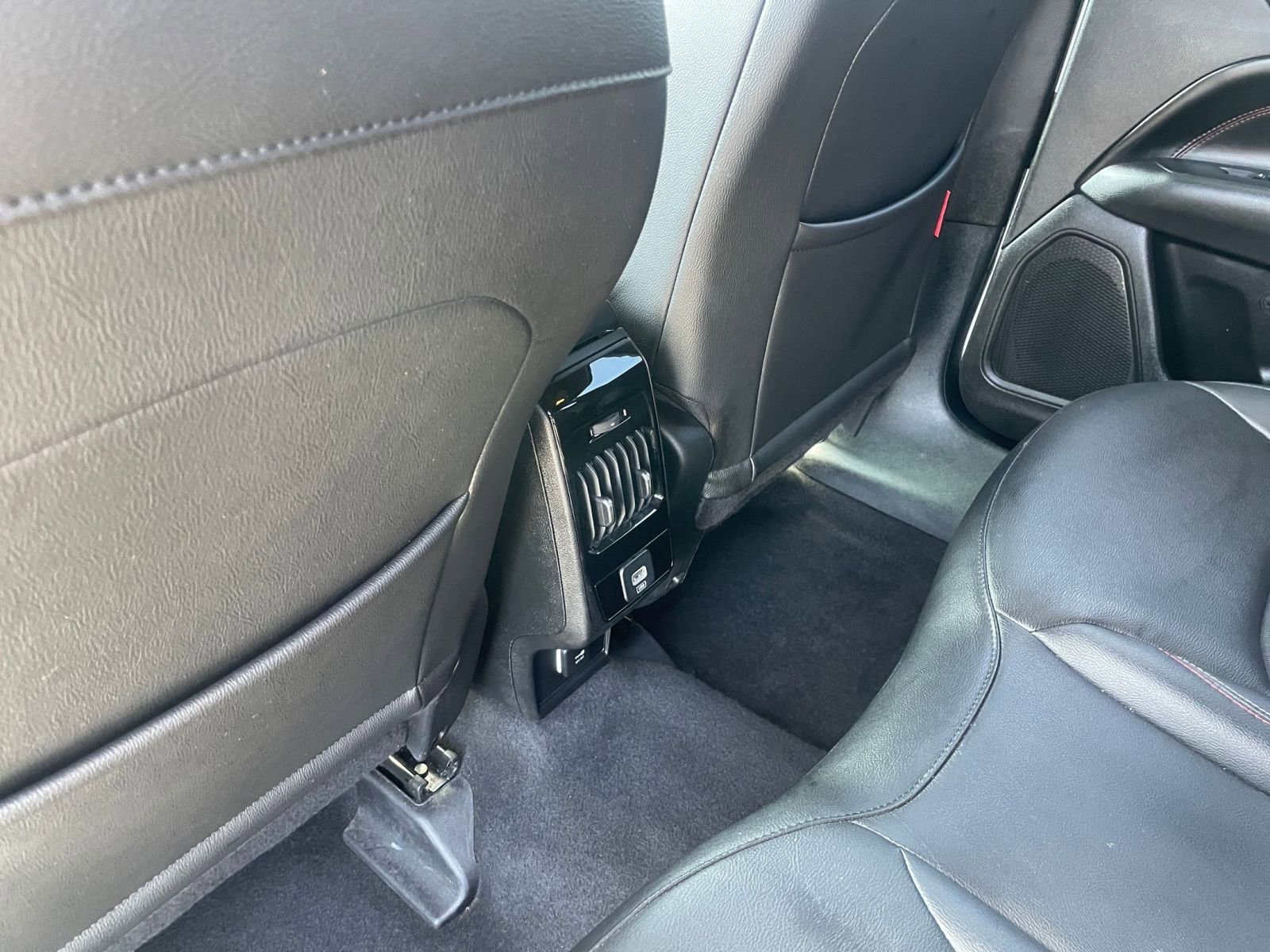 Thumbnail: 2025 Jeep Compass - 23