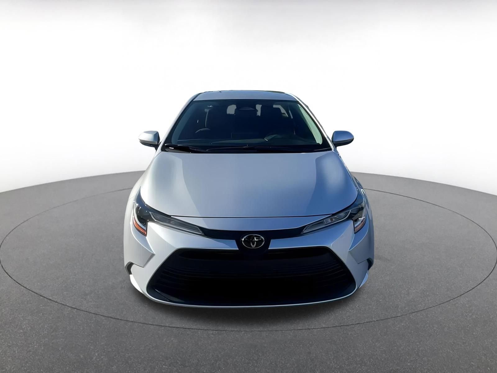 Thumbnail: 2025 Toyota Corolla - 4