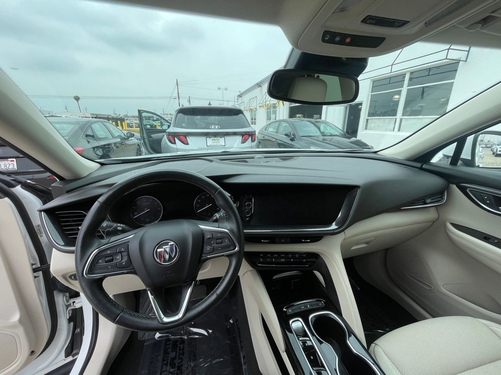 2023 Buick Envision Essence 33
