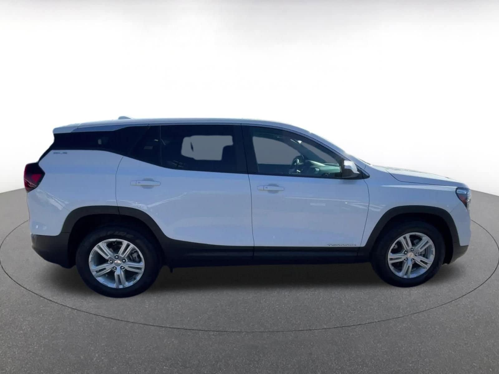 Thumbnail: 2024 GMC Terrain - 16