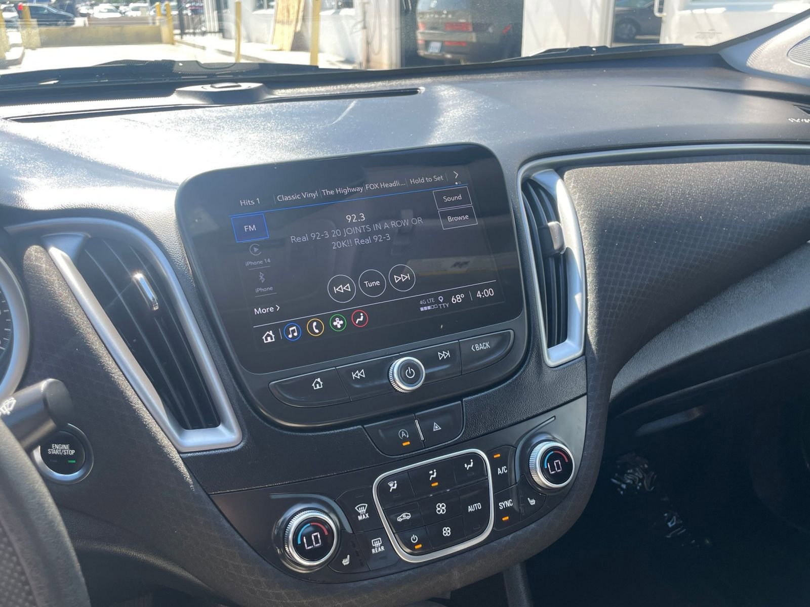 Thumbnail: 2023 Chevrolet Malibu - 21