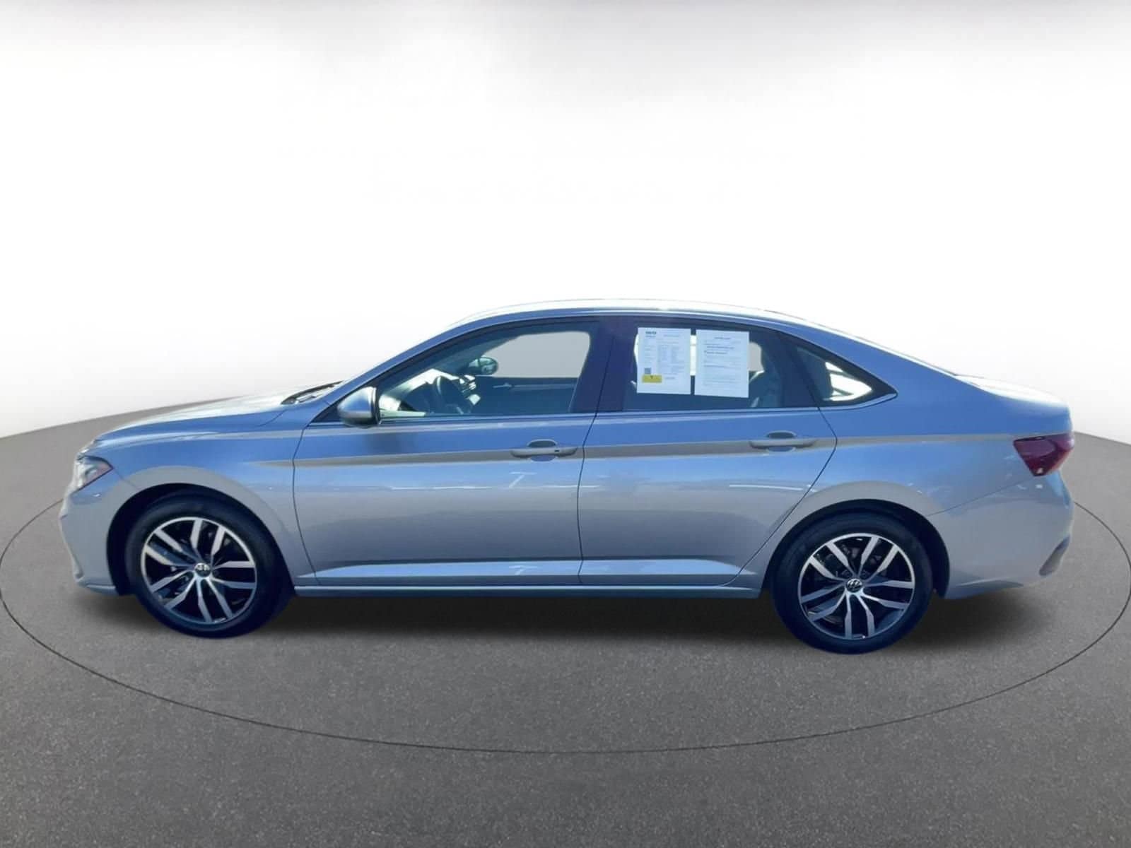Thumbnail: 2025 Volkswagen Jetta - 9