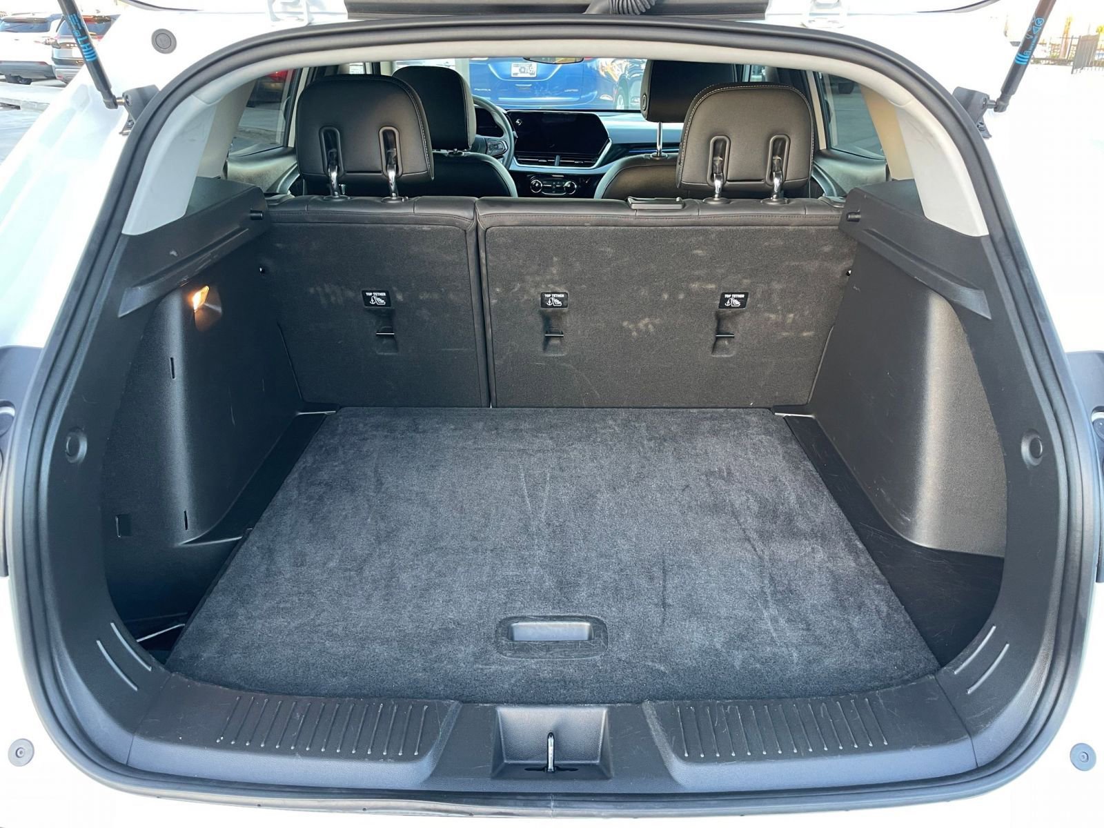 Thumbnail: 2025 Chevrolet Trax - 31