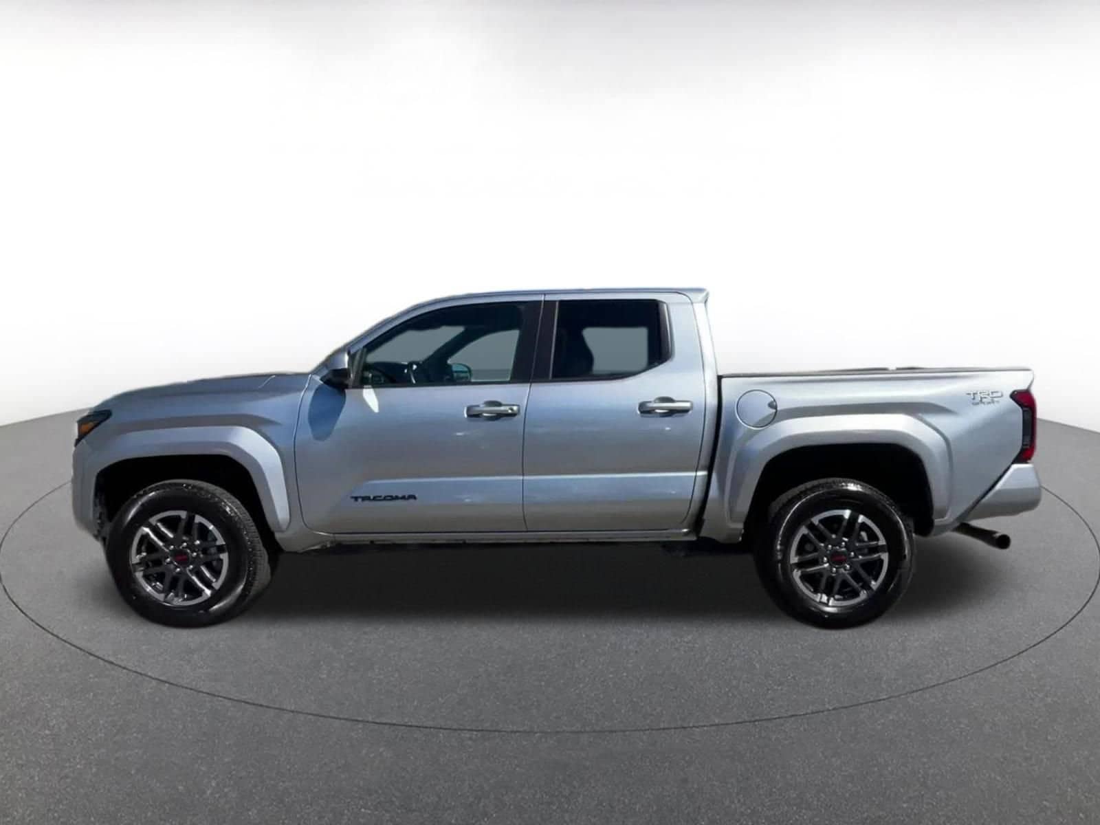 Thumbnail: 2024 Toyota Tacoma - 9