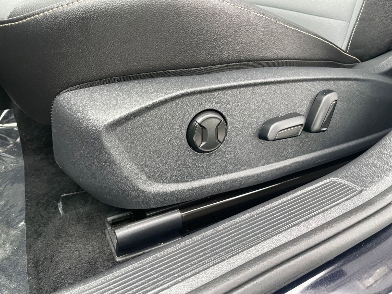 Thumbnail: 2025 Volkswagen Jetta - 23