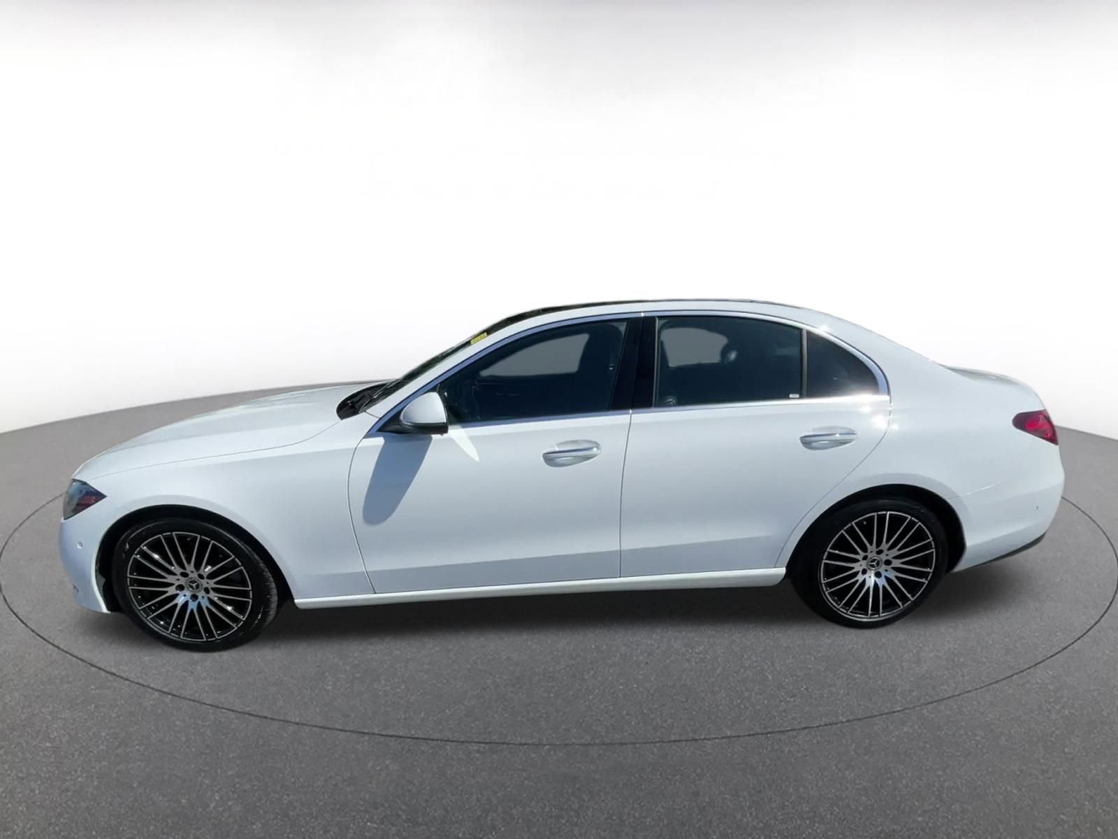 Thumbnail: 2024 Mercedes-Benz C-Class - 9