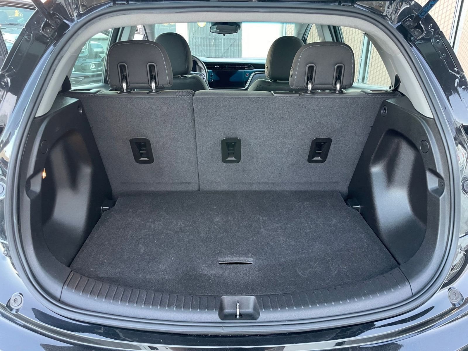 Thumbnail: 2023 Chevrolet Bolt EV - 35