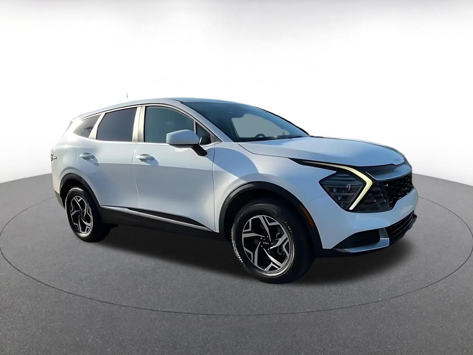 Thumbnail: 2025 Kia Sportage - 2