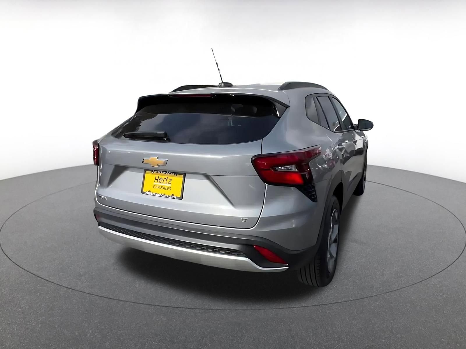 Thumbnail: 2025 Chevrolet Trax - 14