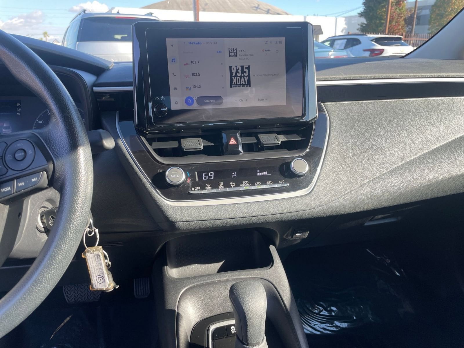 Thumbnail: 2025 Toyota Corolla - 18