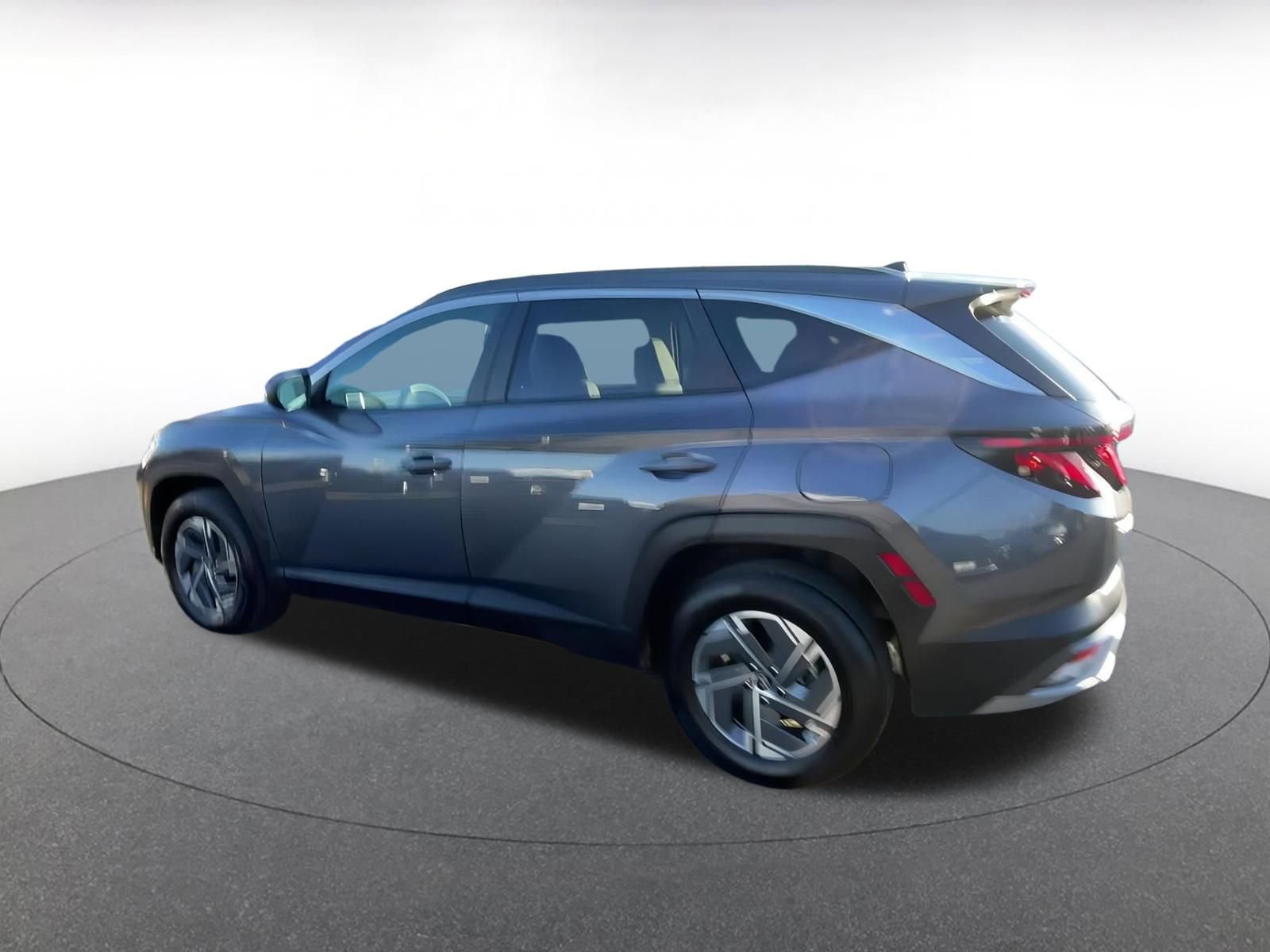 Thumbnail: 2025 Hyundai Tucson - 10